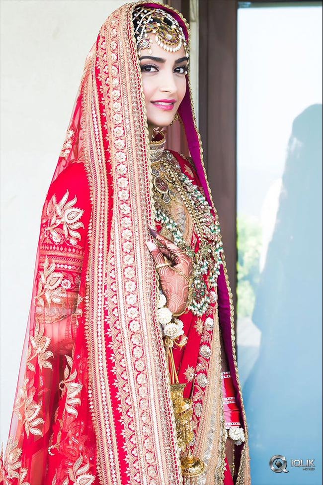 Sonam-Kapoor-and-Anand-Ahuja-Wedding-Photos